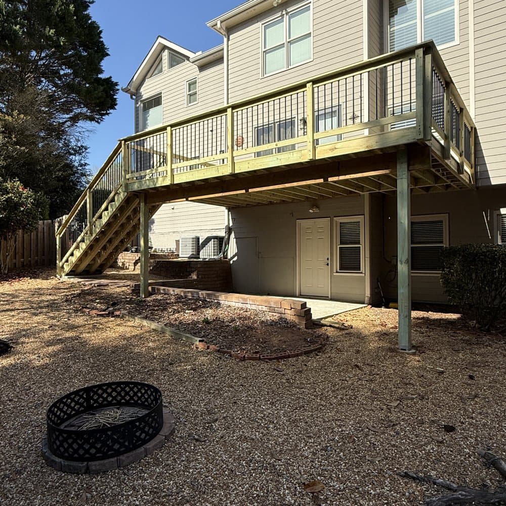 Experienced Deck Contractor Kennesaw for Custom Projects