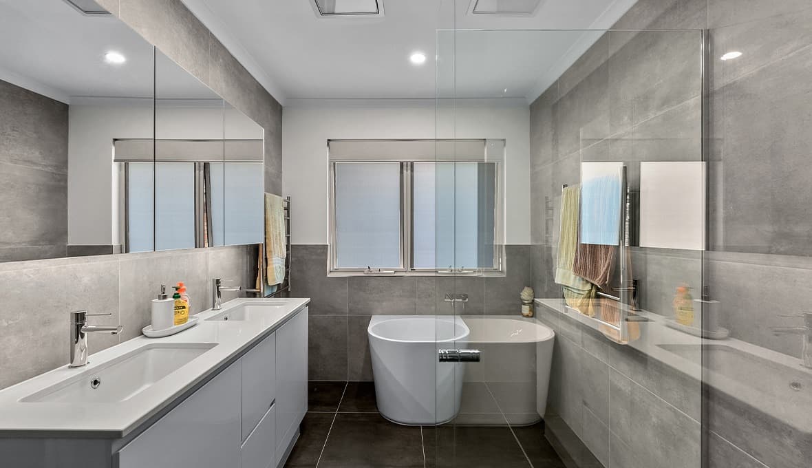 Trusted Bathroom Fitter for Perfect Finishing