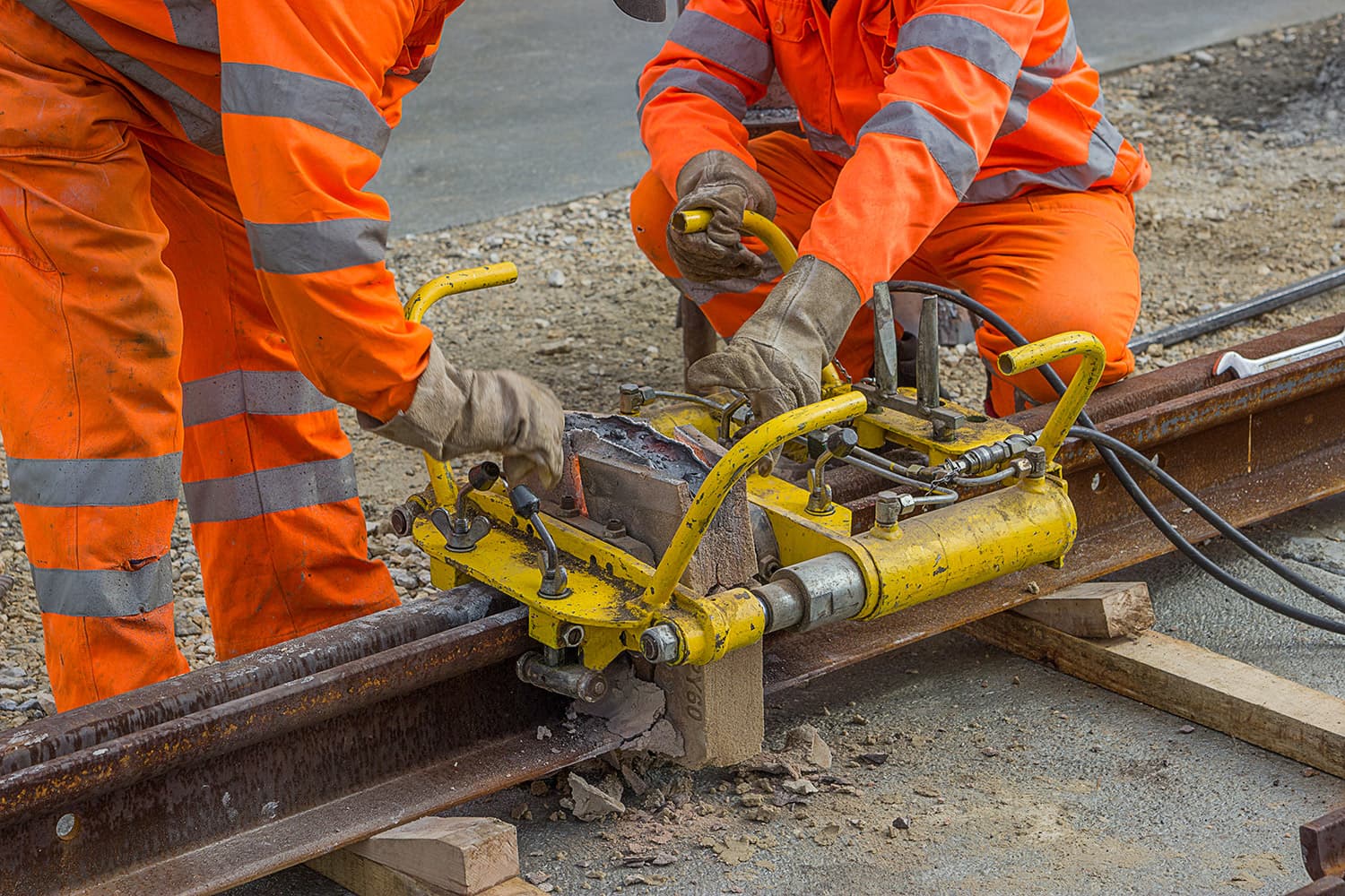 Essential Insights into Railroad Contractors: Roles, Responsibilities, and Industry Trends