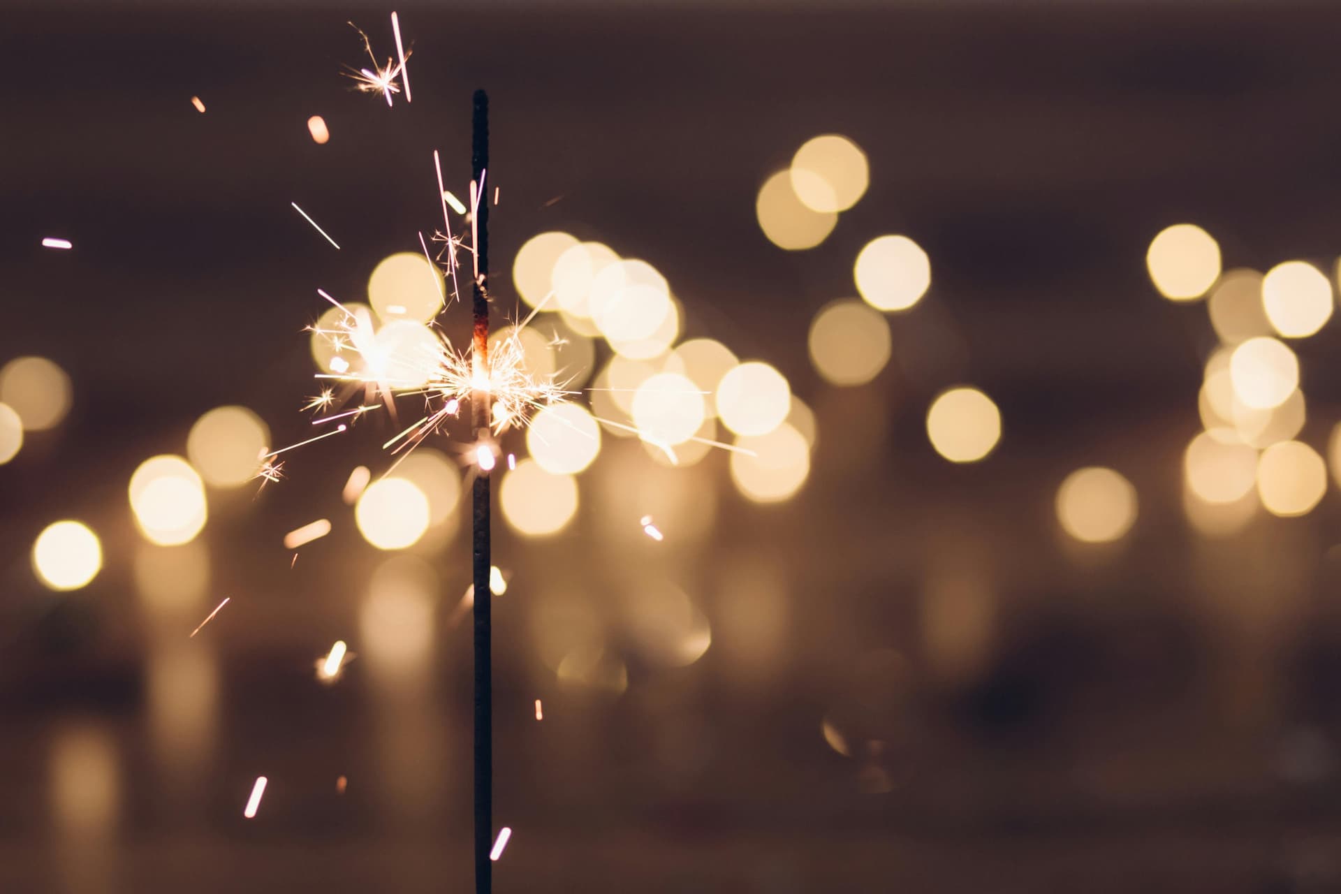 Buy Fireworks Online UK – Safe & Affordable Fireworks Delivered