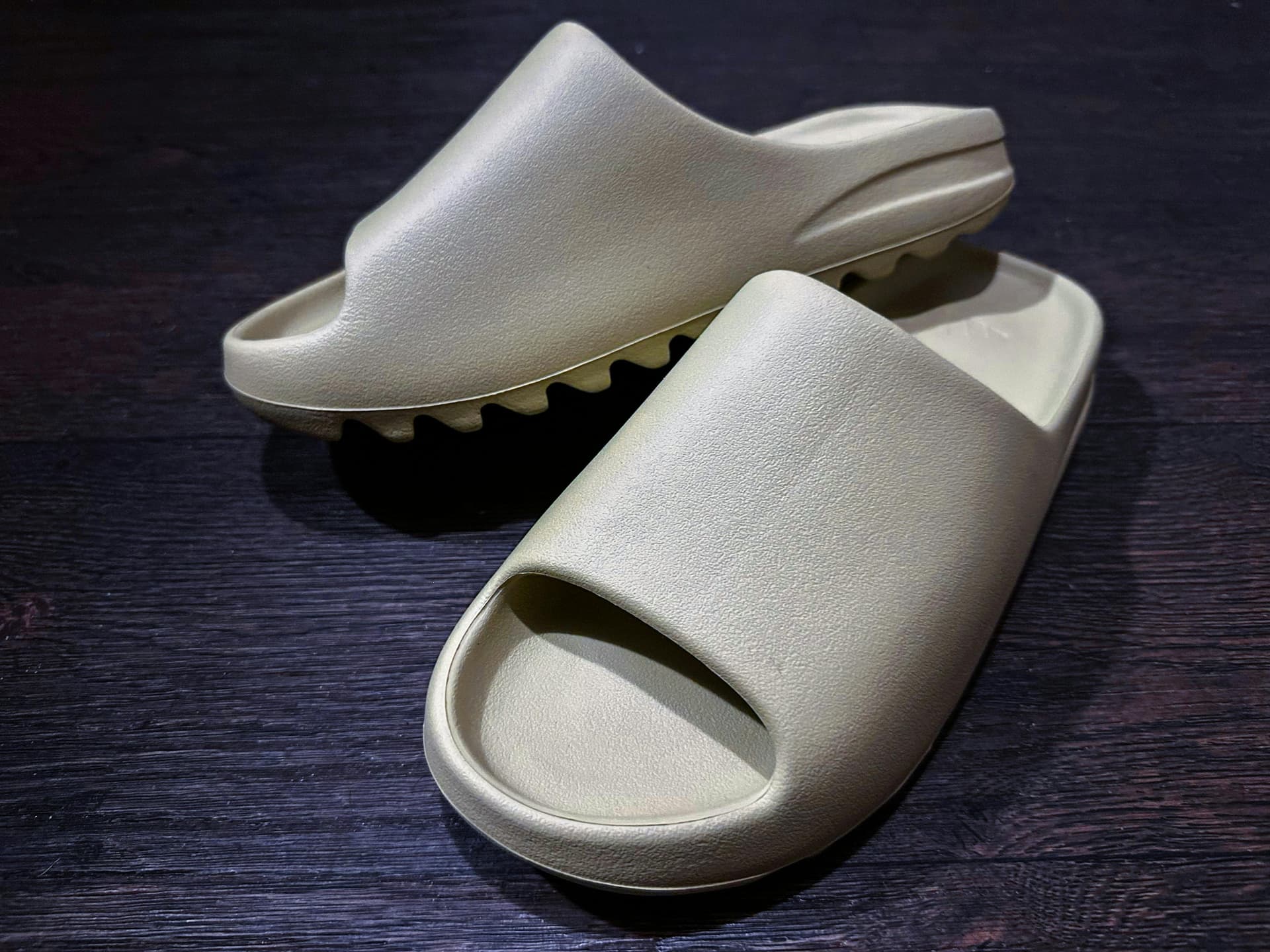 High Elasticity Wholesale EVA Slippers for Indoor and Outdoor Use