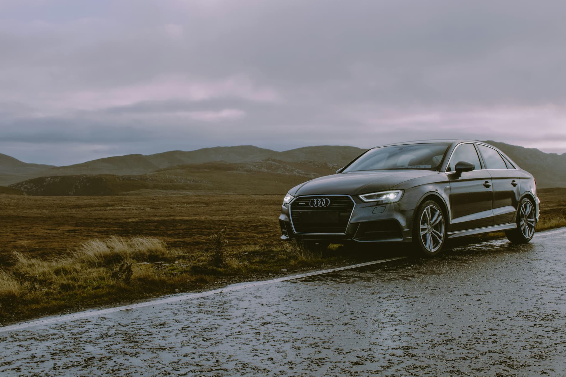 Corporate Airport Transfer with Meet and Greet: Personalized Service Guaranteed