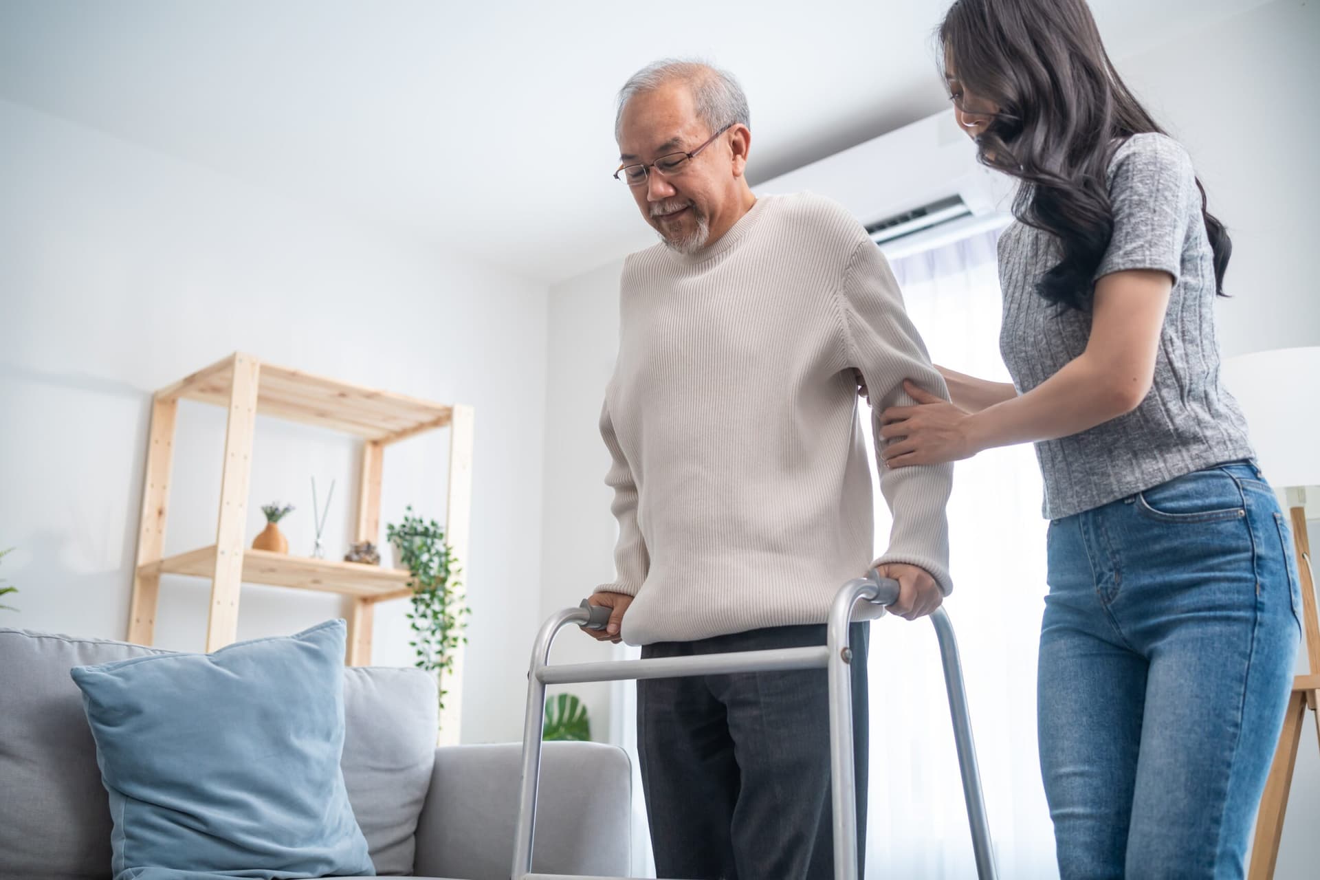 Questions to Ask Before Hiring an Elderly Care Maid