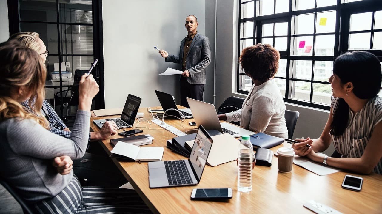 New Hire Jobs for Retail, Tech, and Healthcare Professionals
