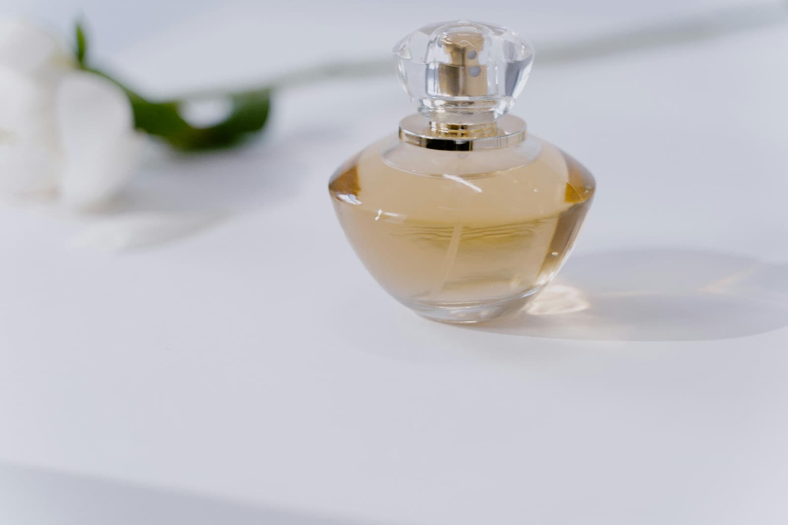 Best Mens Perfume Samples That Make a Lasting Impression