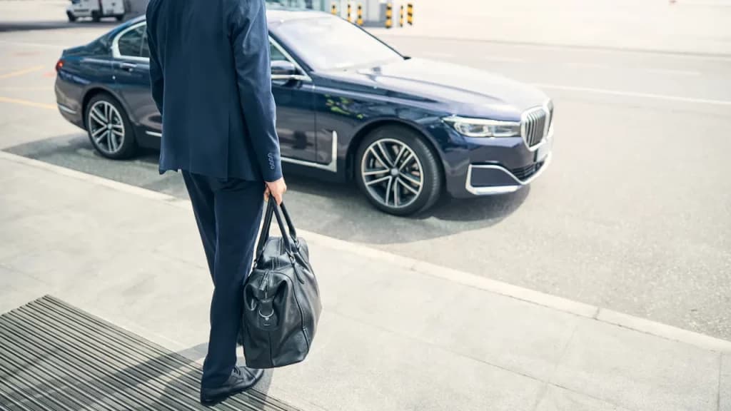 Fast and Professional Cabs in Esher and Surrounding Towns