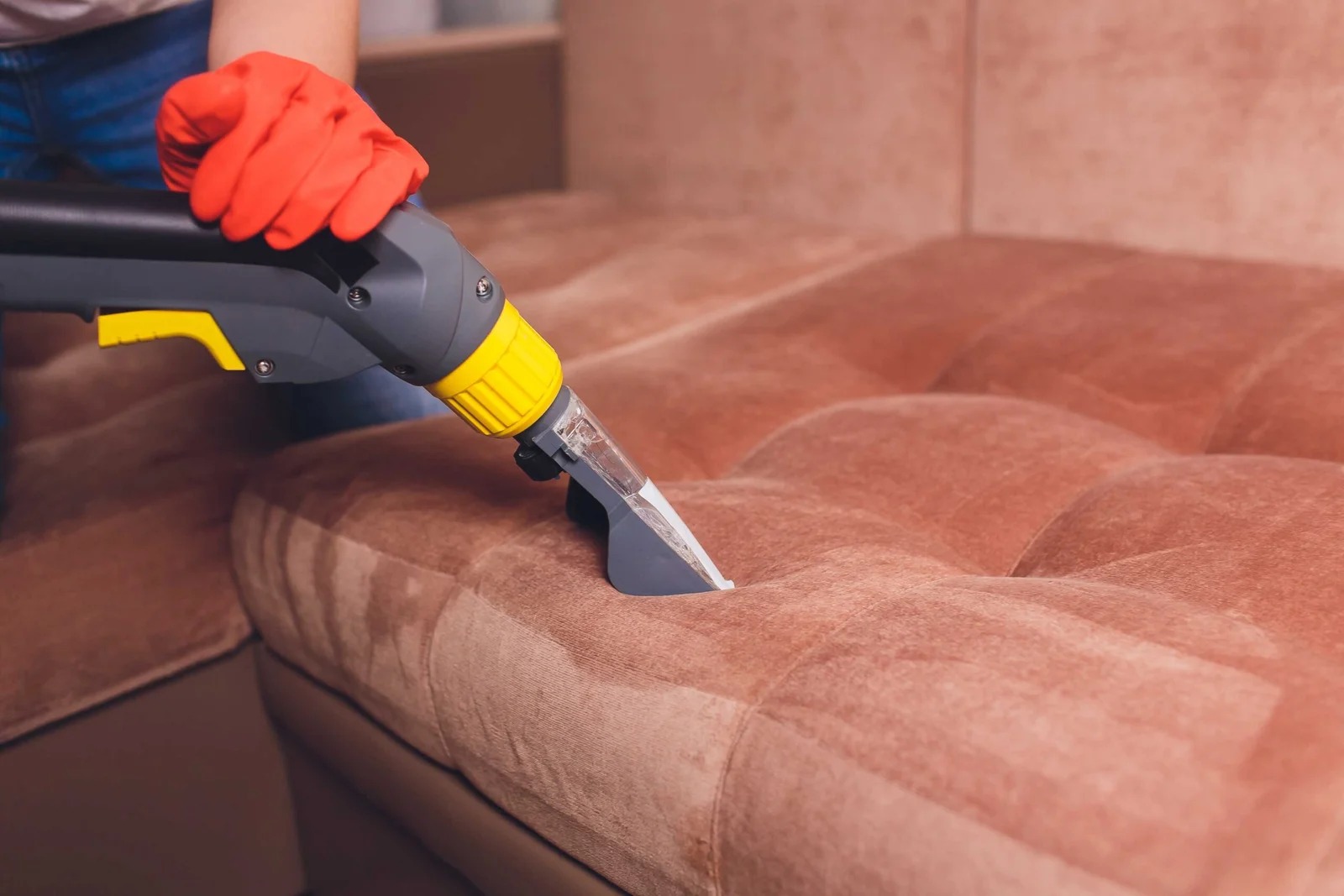 Sofa Cleaning Dubai Team – Reliable Service at Your Doorstep