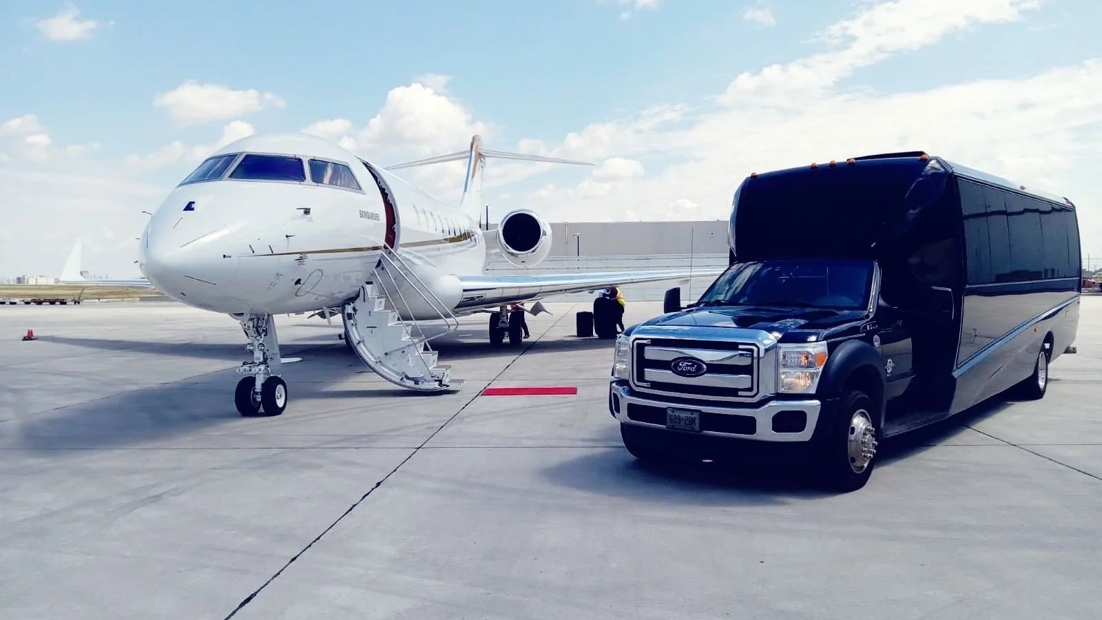 Executive Limo Vancouver to Seattle for Corporate Travel
