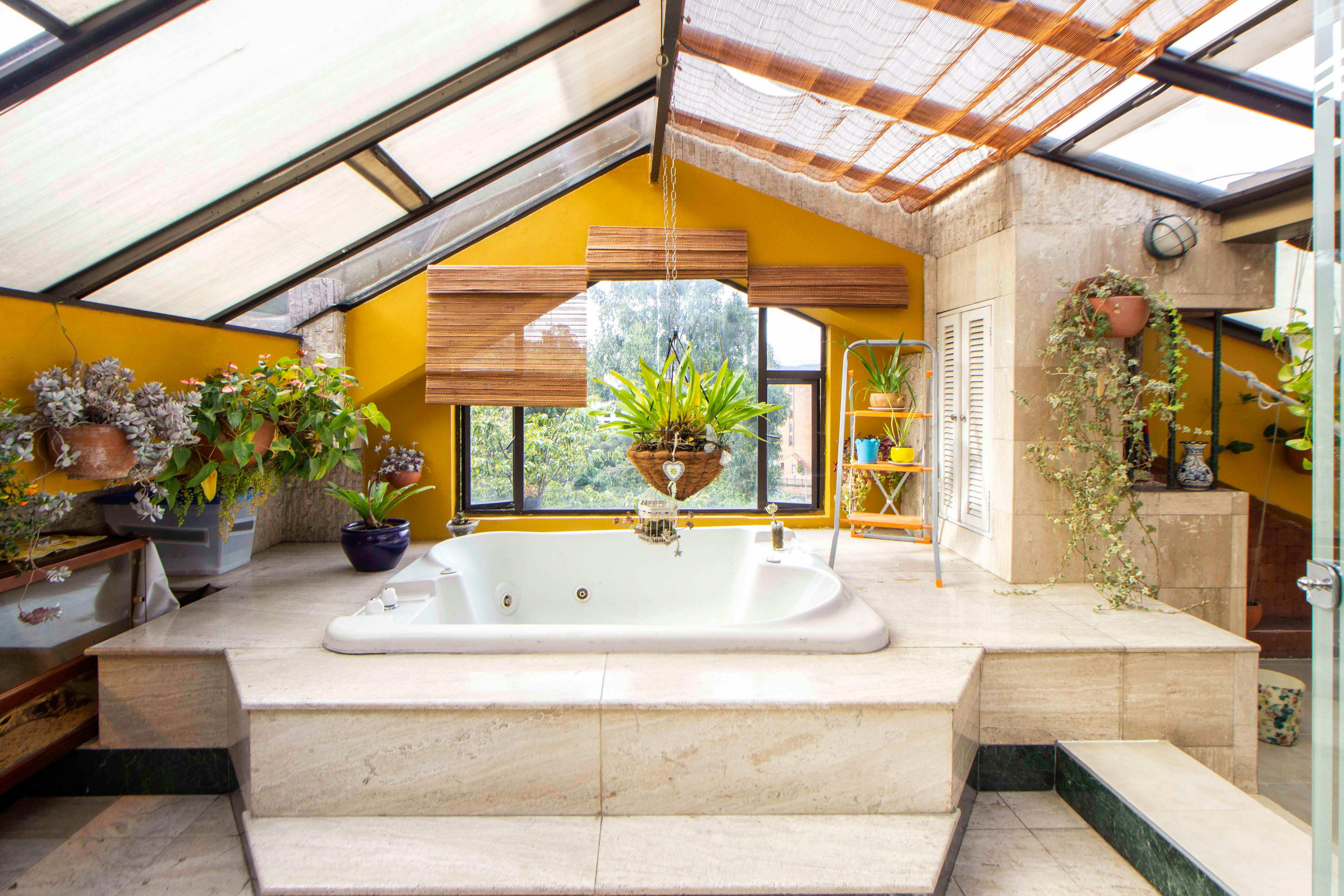 Patio Sunroom Enclosure Ideas for Stylish Outdoor Living